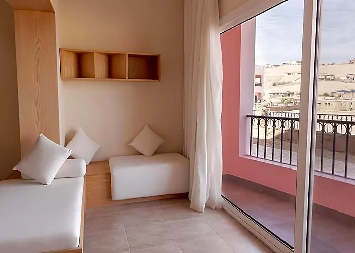 La Siesta Al Sokhna Hotel *